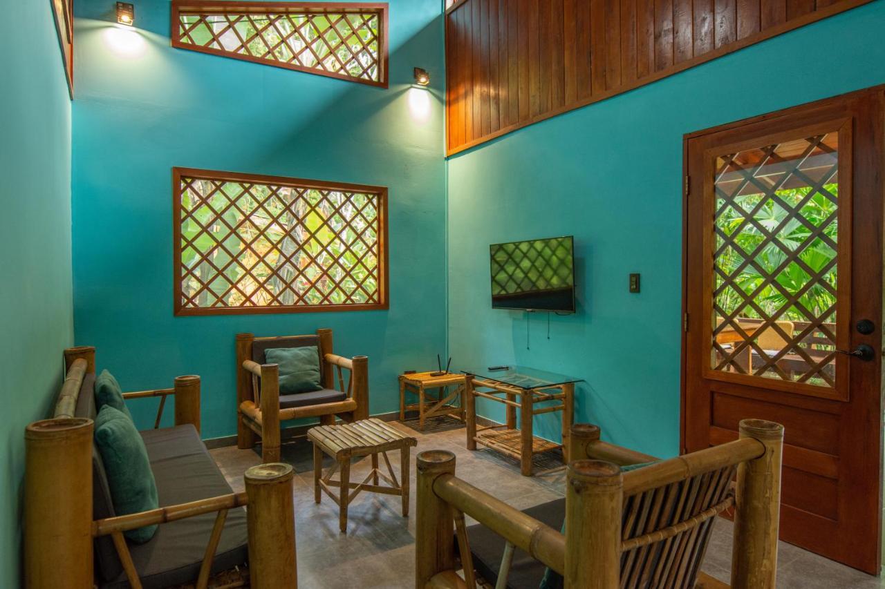 Villa Pina Dorada Dependencia Del Hotel Casa Merlin Puerto Viejo de Talamanca Exterior foto